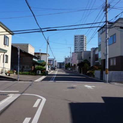 前面道路、市電道路迄150ｍ