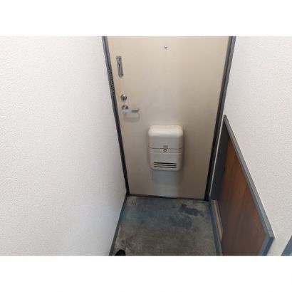 玄関とシューズボックス