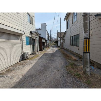 前面道路、南向き（Ｔ字路）